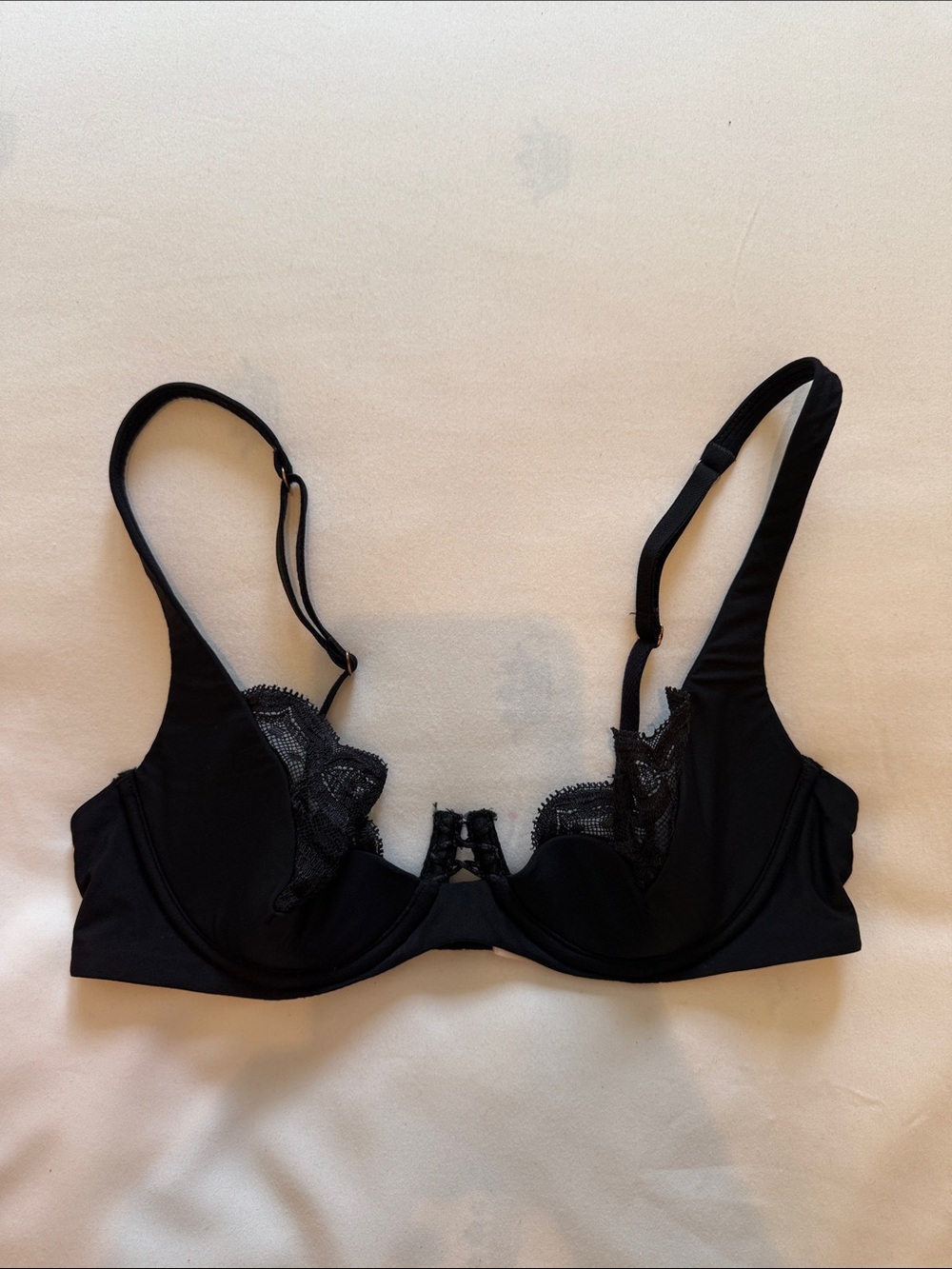 Victoria's Secret Black Lace Underwire Bra - Black